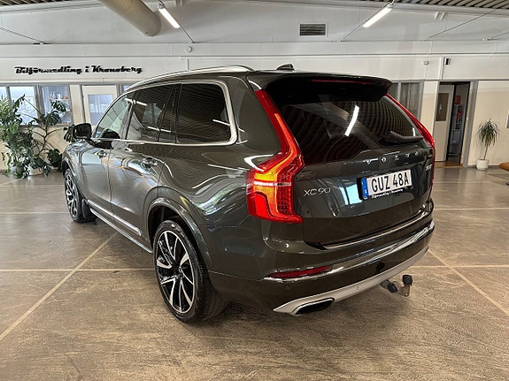Volvo XC90 4 of 27
