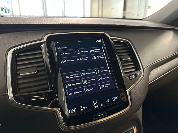 Volvo XC90 22 of 27