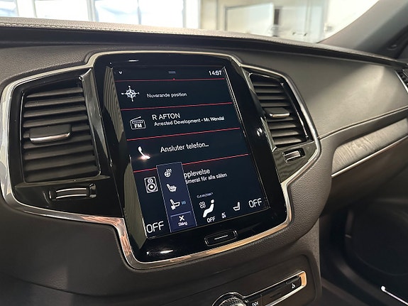 Volvo XC90 18 of 27