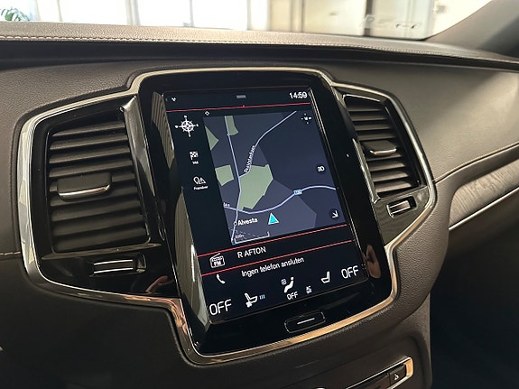 Volvo XC90 25 of 27