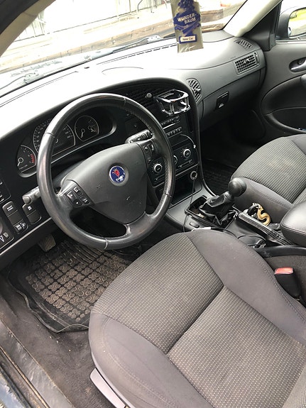 Saab 9-5 2 of 3