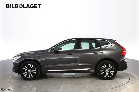 Volvo XC60 2 of 17