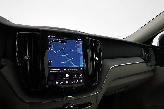 Volvo XC60 12 of 18