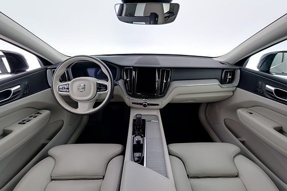 Volvo XC60 7 of 18