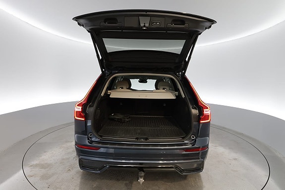 Volvo XC60 16 of 18