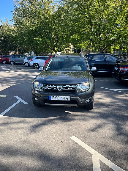 Dacia Duster 2 of 7