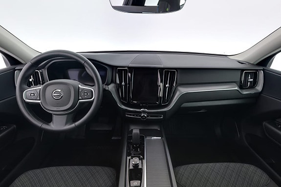 Volvo XC60 7 of 17