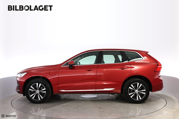 Volvo XC60 2 of 17