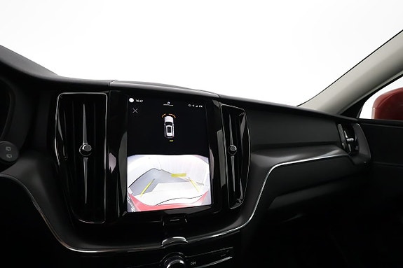 Volvo XC60 13 of 17