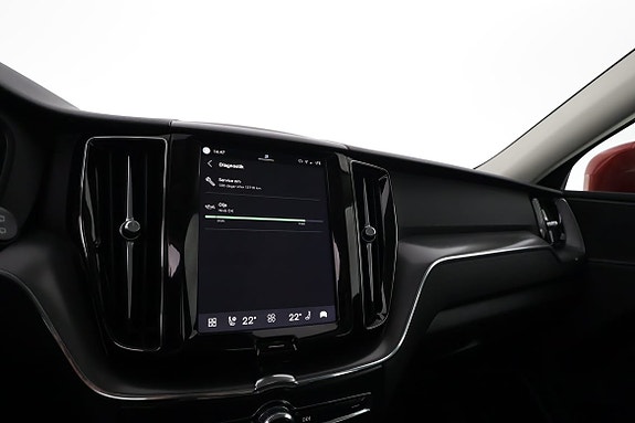 Volvo XC60 14 of 17