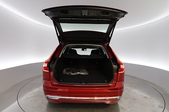 Volvo XC60 16 of 17