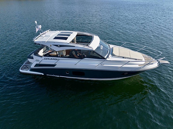 Grandezza 34 OC | Volvo Penta D6-370 - 2018 4 of 12