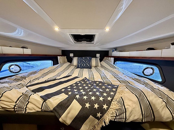 Grandezza 34 OC | Volvo Penta D6-370 - 2018 12 of 12