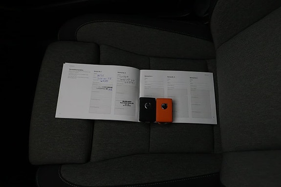 Volvo XC40 15 of 17
