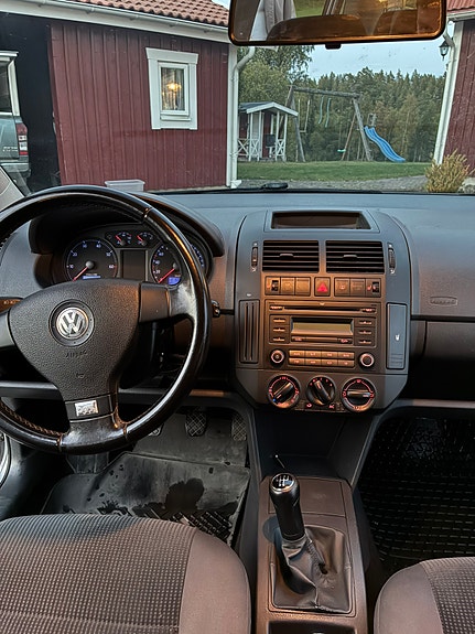 Volkswagen Polo 6 of 8