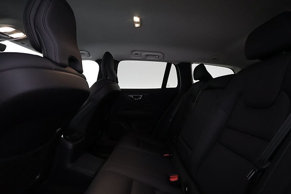Volvo V60 10 of 18
