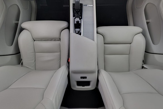 Volvo XC60 9 of 18