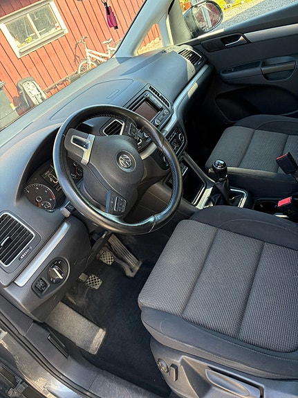 Volkswagen Sharan 17 of 23