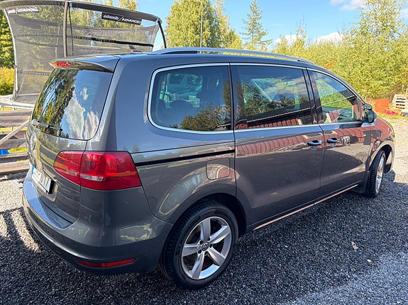 Volkswagen Sharan 4 of 23