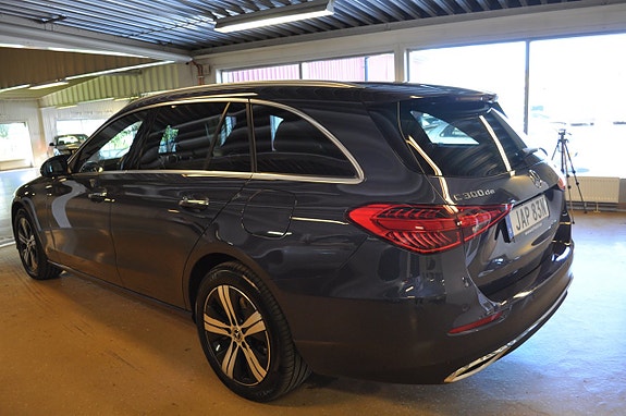 Mercedes-Benz C300 de 6 of 18