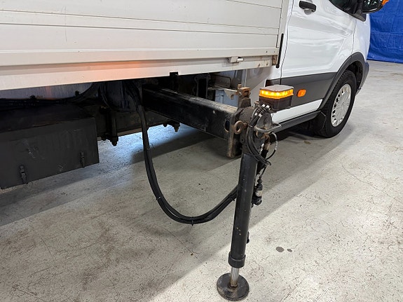 Ford Transit 11 of 13