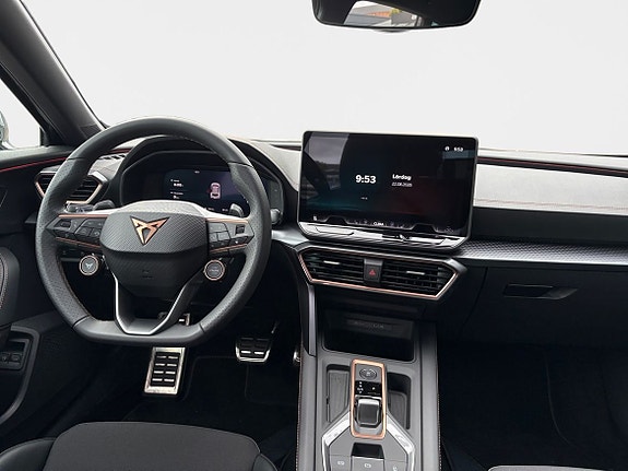 Cupra Formentor e-HYBRID 10 of 15