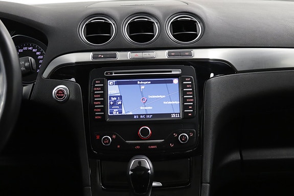 Ford S-MAX 17 of 30