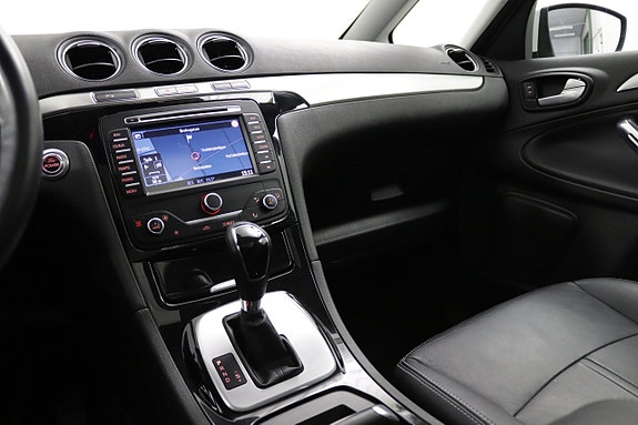 Ford S-MAX 19 of 30