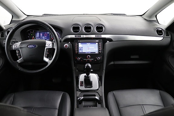 Ford S-MAX 15 of 30