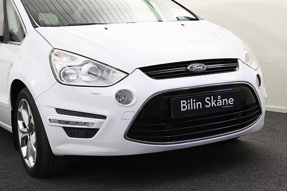 Ford S-MAX 3 of 30