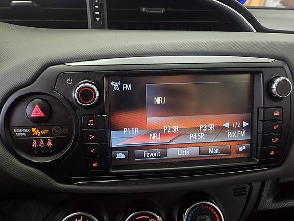 Toyota Yaris 20 of 23