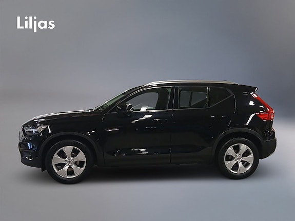 Volvo XC40 3 of 14