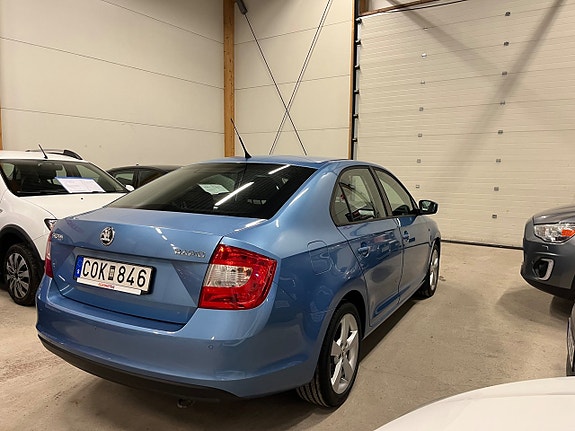 Skoda Rapid 3 of 15
