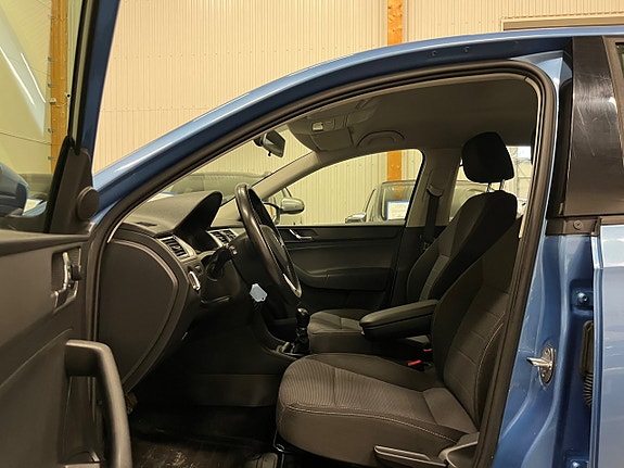 Skoda Rapid 14 of 15