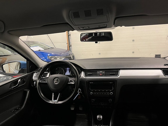 Skoda Rapid 12 of 15