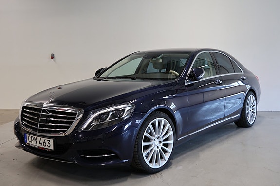 Mercedes-Benz S350 d 2 of 30