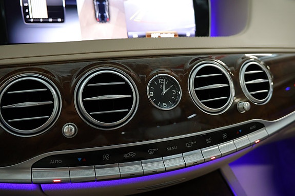 Mercedes-Benz S350 d 30 of 30