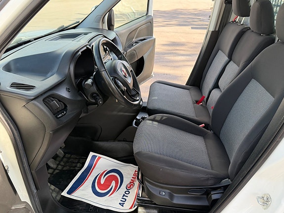 Fiat Doblo 21 of 27