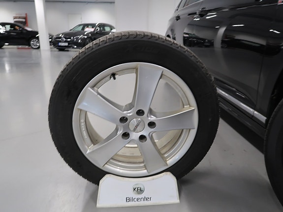 Volkswagen Passat 13 of 30