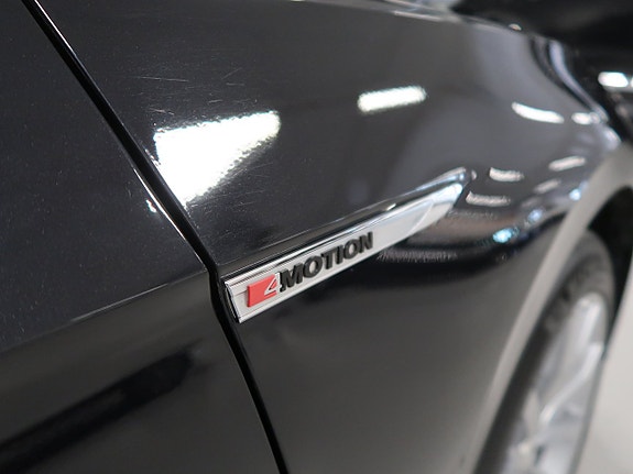 Volkswagen Passat 15 of 30