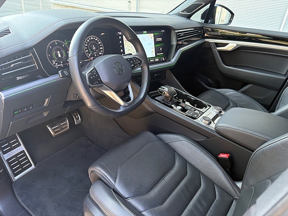 Volkswagen Touareg 5 of 15