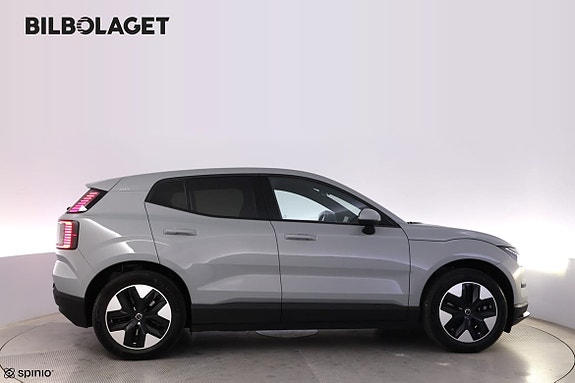 Volvo EX30 2 of 18