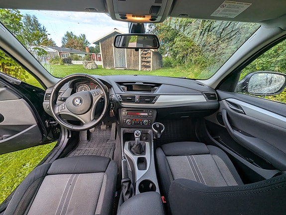 BMW X1 3 of 4