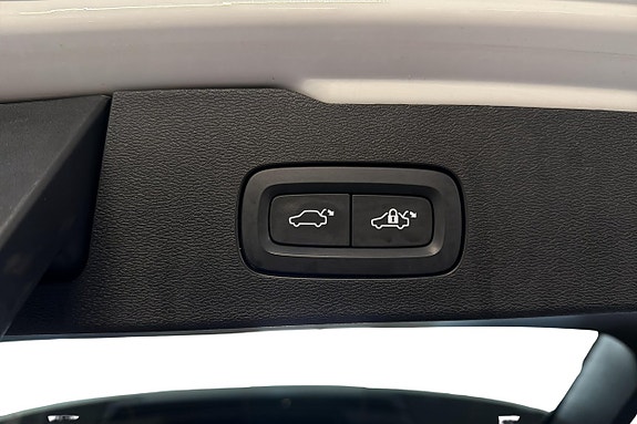 Volvo V60 11 of 27