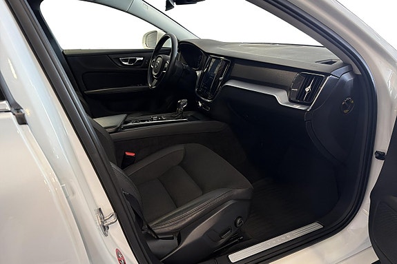 Volvo V60 16 of 27