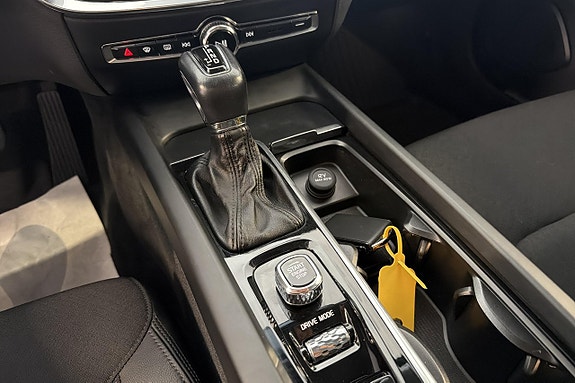 Volvo V60 24 of 27