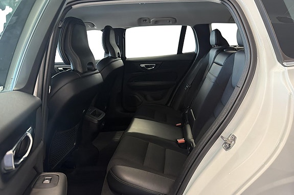 Volvo V60 27 of 27