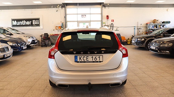 Volvo V60 7 of 17