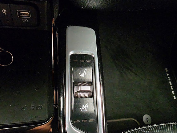 Kia Sorento 28 of 30