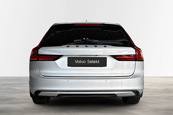 Volvo V90 8 of 25
